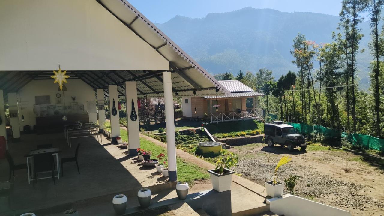 Happy Holidays Resort Kanthalloor Ngoại thất bức ảnh
