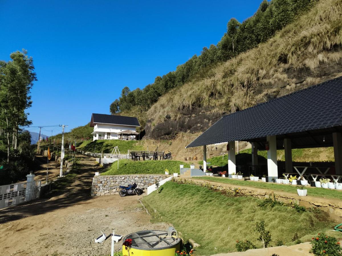Happy Holidays Resort Kanthalloor Ngoại thất bức ảnh
