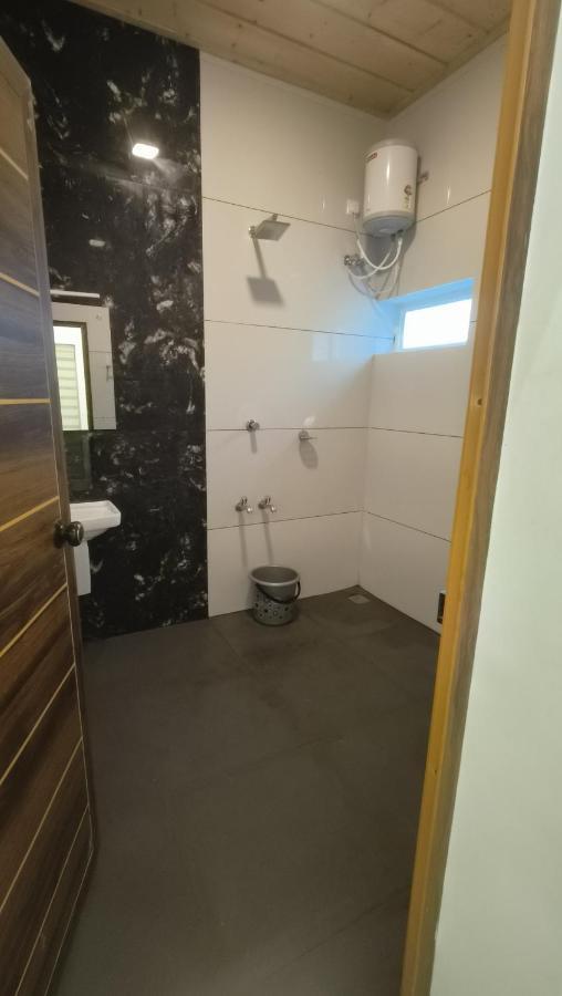 Happy Holidays Resort Kanthalloor Ngoại thất bức ảnh