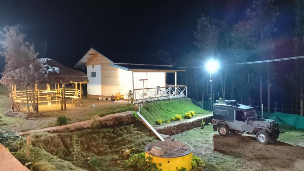 Happy Holidays Resort Kanthalloor Ngoại thất bức ảnh