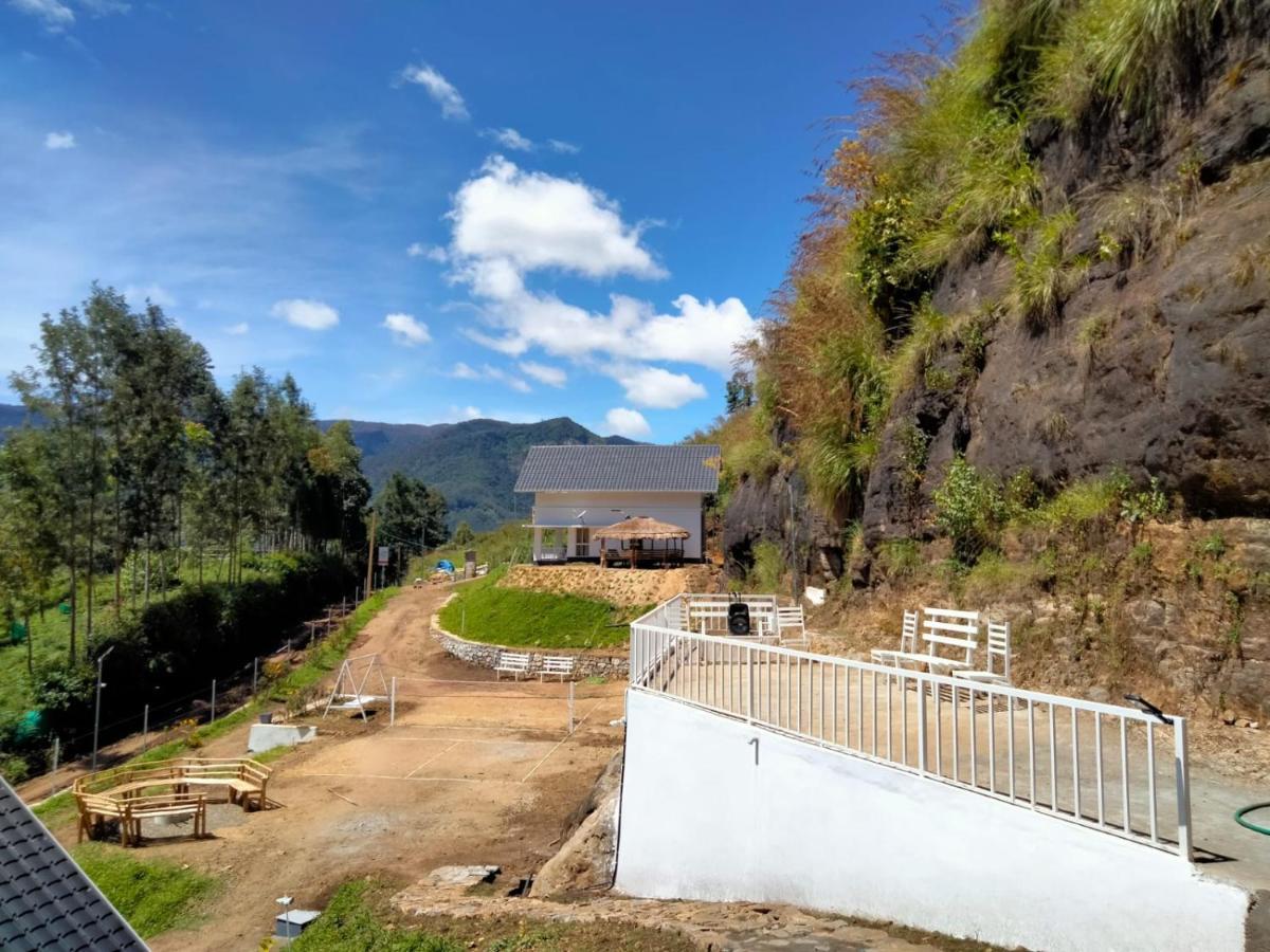 Happy Holidays Resort Kanthalloor Ngoại thất bức ảnh